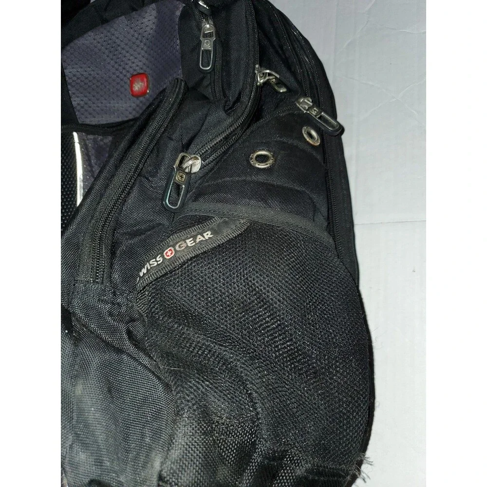 SWISSGear Air Flow Black Multipocket School/Collage/Hiking Backpack
